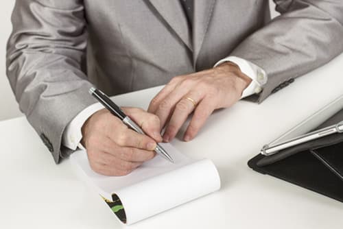 abogado especialista en contratos en Lalín